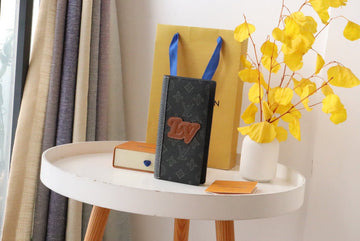 Makersluxe - LOV Wallets - 073