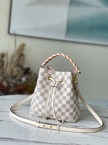 SO - New Fashion Women's Bags LUV A022