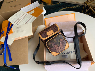 Makersluxe Lu-Vi bags - 3269