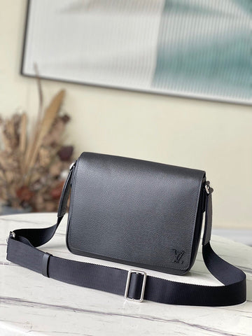 Makersluxe Lu-Vi bags - 4682