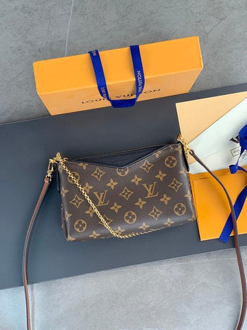 BFWD - LOV Bags - 1650