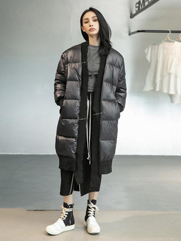 Loose Fit Black Spliced Down Jacket