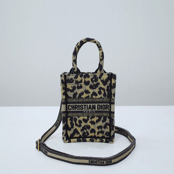 Makersluxe - DOR Women Bags - 056