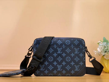 BFWD - LOV Bags - 1833