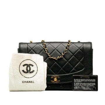 CHANEL Diana Flap Medium in Lambskin Black