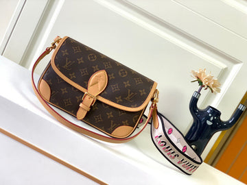 makersluxe - LOV Bags - 844