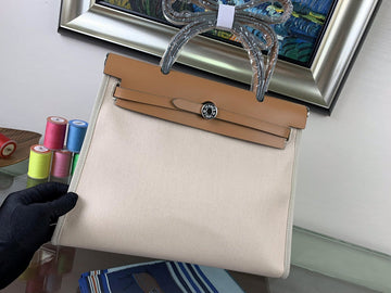 Makersluxe - HMS Bags - 1971