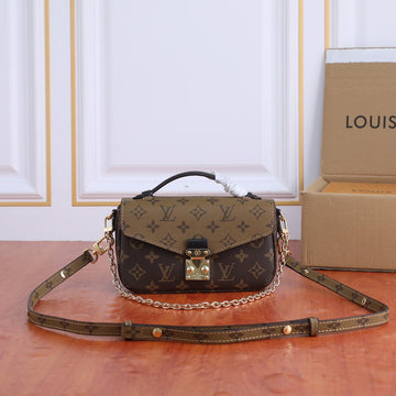 Makersluxe - GUKI Women Bags - 1660