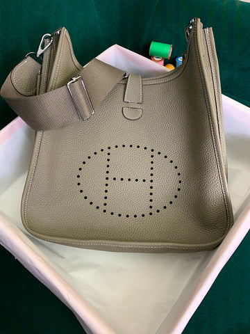 Makersluxe - HMS Bags - 1918