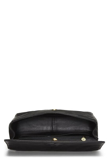 CHANEL,  Black Caviar Diagonal Flap Jumbo, Black