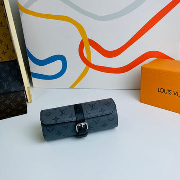Makersluxe - LOV Wallets - 488