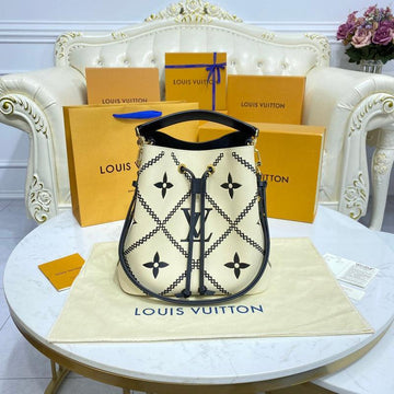 BFWD - LOV Bags - 1785