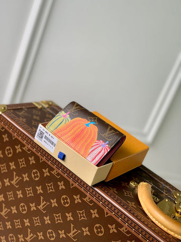 Makersluxe LOV Wallets - 205