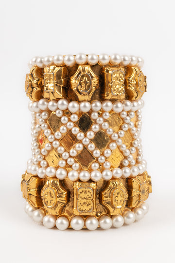 Bracelet manchette Anonyme