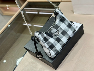 Makersluxe - PDA3 Bags - 011