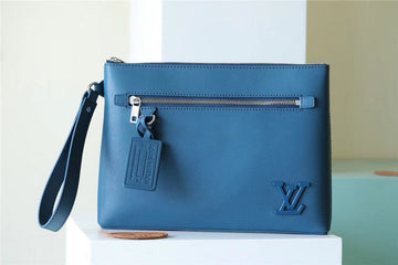 Makersluxe - LOV Handbags - 072