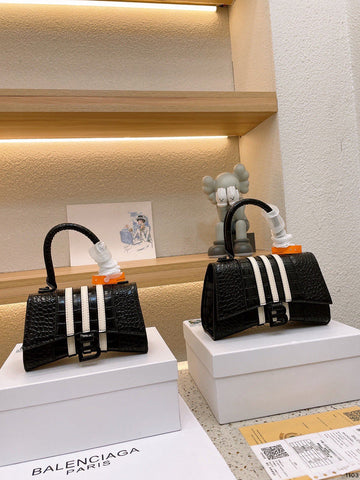 Makersluxe - BGA2 Bags - 082