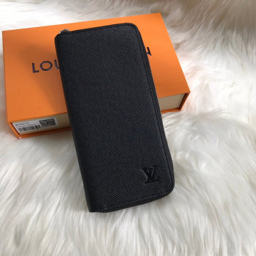Makersluxes - Latest - 940