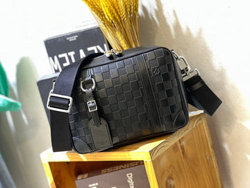 Makersluxe Lu-Vi bags - 3054