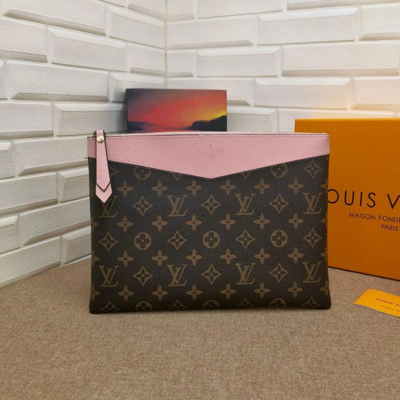 Makersluxe - Pochette Monogram Clutch Pink