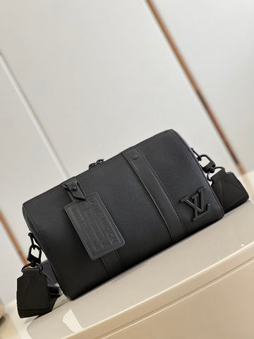 LOV - Makersluxes - 990