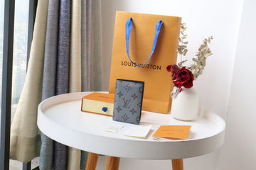 Makersluxe - LOV Wallets - 270
