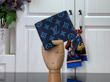Makersluxe LOV Wallets - 132