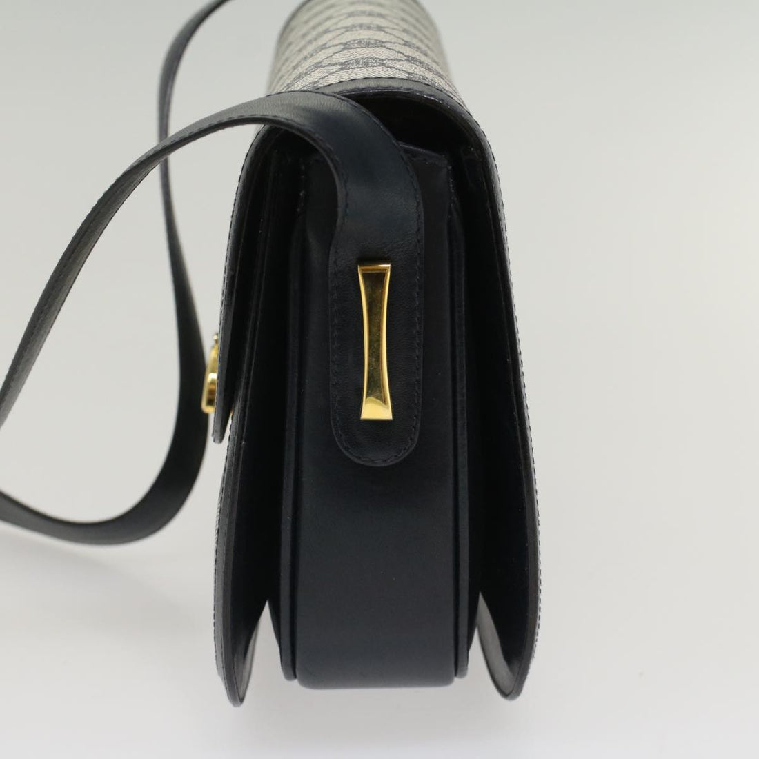GUCCI GG Canvas Shoulder Bag PVC Leather Navy 50490