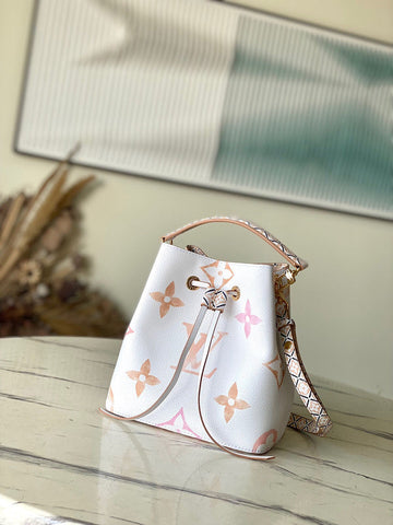 Makersluxe Lu-Vi bags - 3960