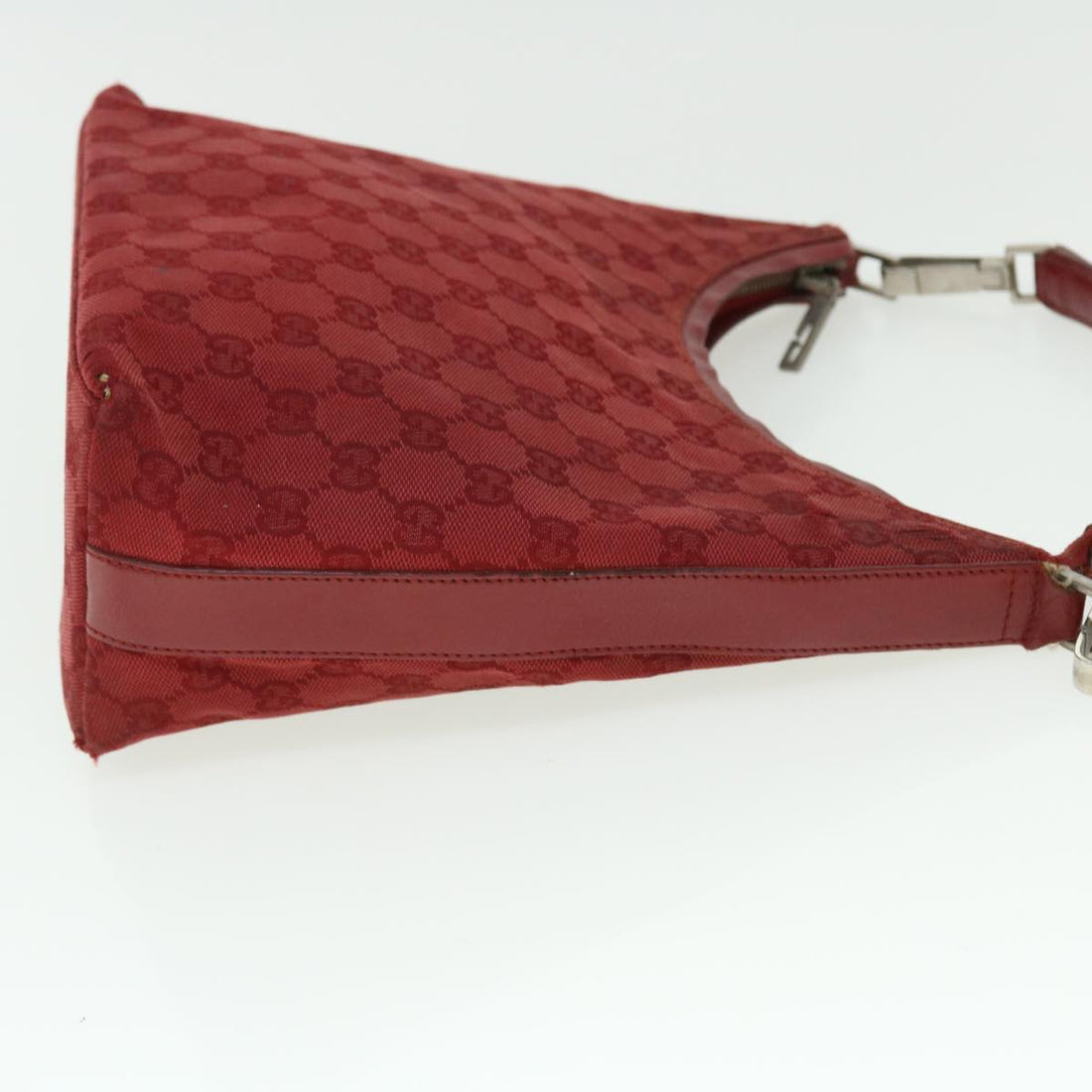 GUCCI GG Canvas Shoulder Bag Red 000 0602 000926 51971
