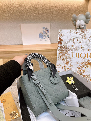 Makersluxe - DOR2 Bags - 300