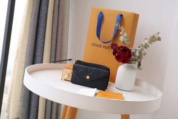 Makersluxe - LOV Wallets - 704