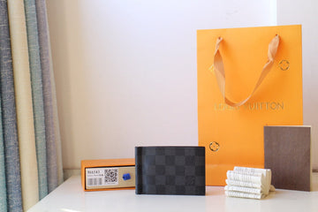 Makersluxe - LOV Wallets - 251