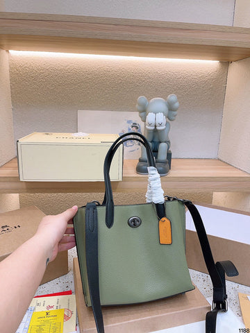 Makersluxe - CCH2 Bags - 094