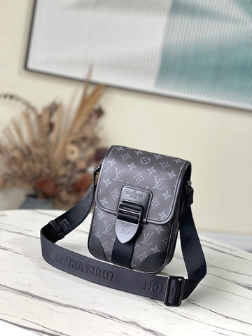 Makersluxe Lu-Vi bags - 4574