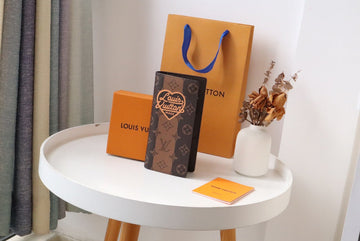 Makersluxe - LOV Wallets - 655