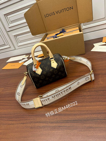 makersluxe - LOV Bags - 1040