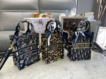 Makersluxe - DOR2 Bags - 123