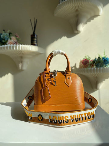 Makersluxe - LOV Bags - 982