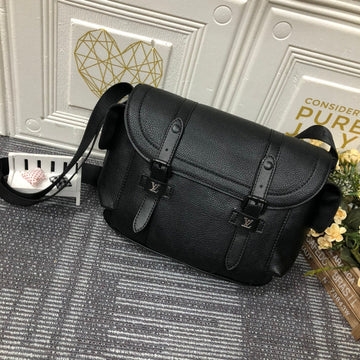 Makersluxe - GUKI Women Bags - 1927