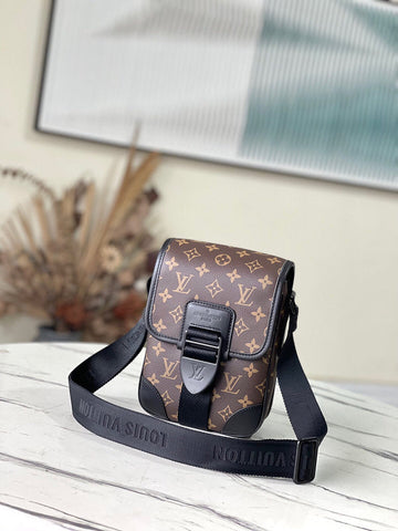 Makersluxe Lu-Vi bags - 4557