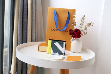 Makersluxe - LOV Wallets - 290