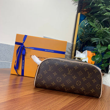 Makersluxe LOV Wallets - 361