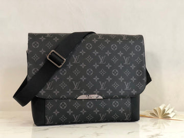 Makersluxe - LOV Bags - 1178