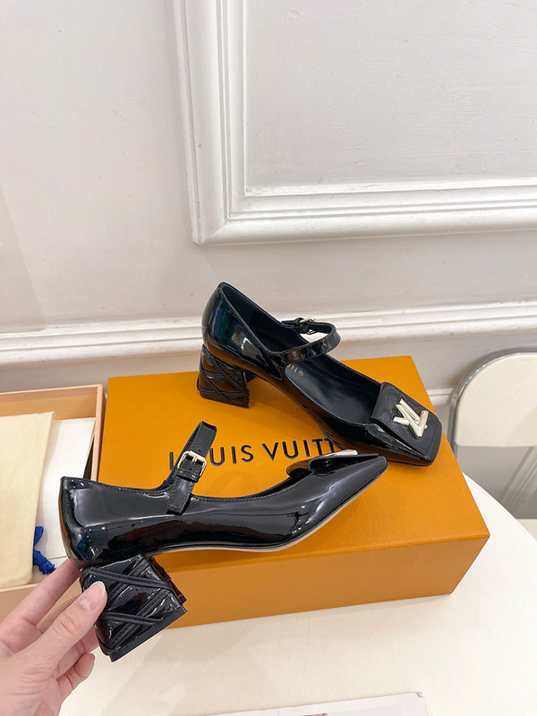 MLB - LOV Shoes - 101