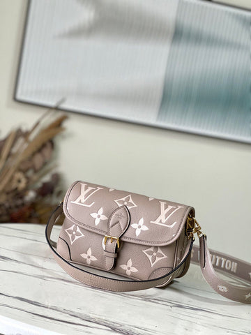 Makersluxe Lu-Vi bags - 4147