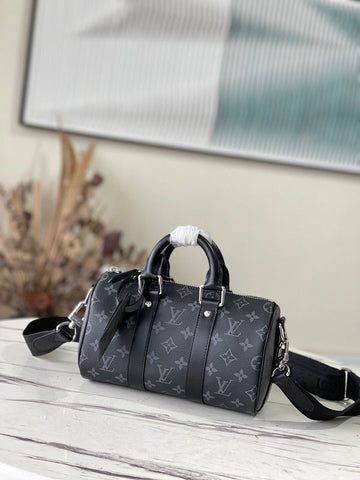Makersluxe Lu-Vi bags - 4470