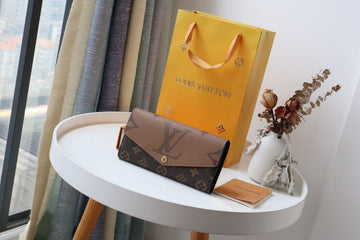 Makersluxe - LOV Wallets - 388