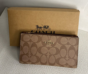 Makersluxe CAH Bags - 289