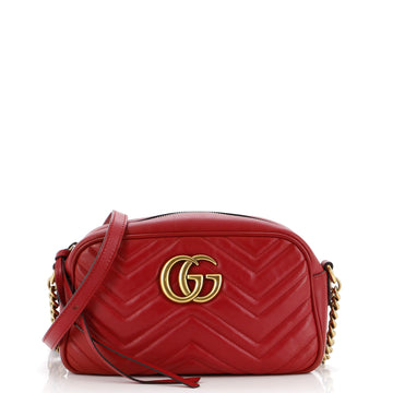 GG Marmont Shoulder Bag Matelasse Leather Small